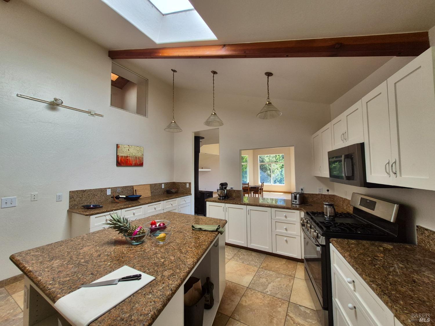 Detail Gallery Image 62 of 93 For 16770 Branscomb Rd, Branscomb,  CA 95454 - 2 Beds | 2 Baths