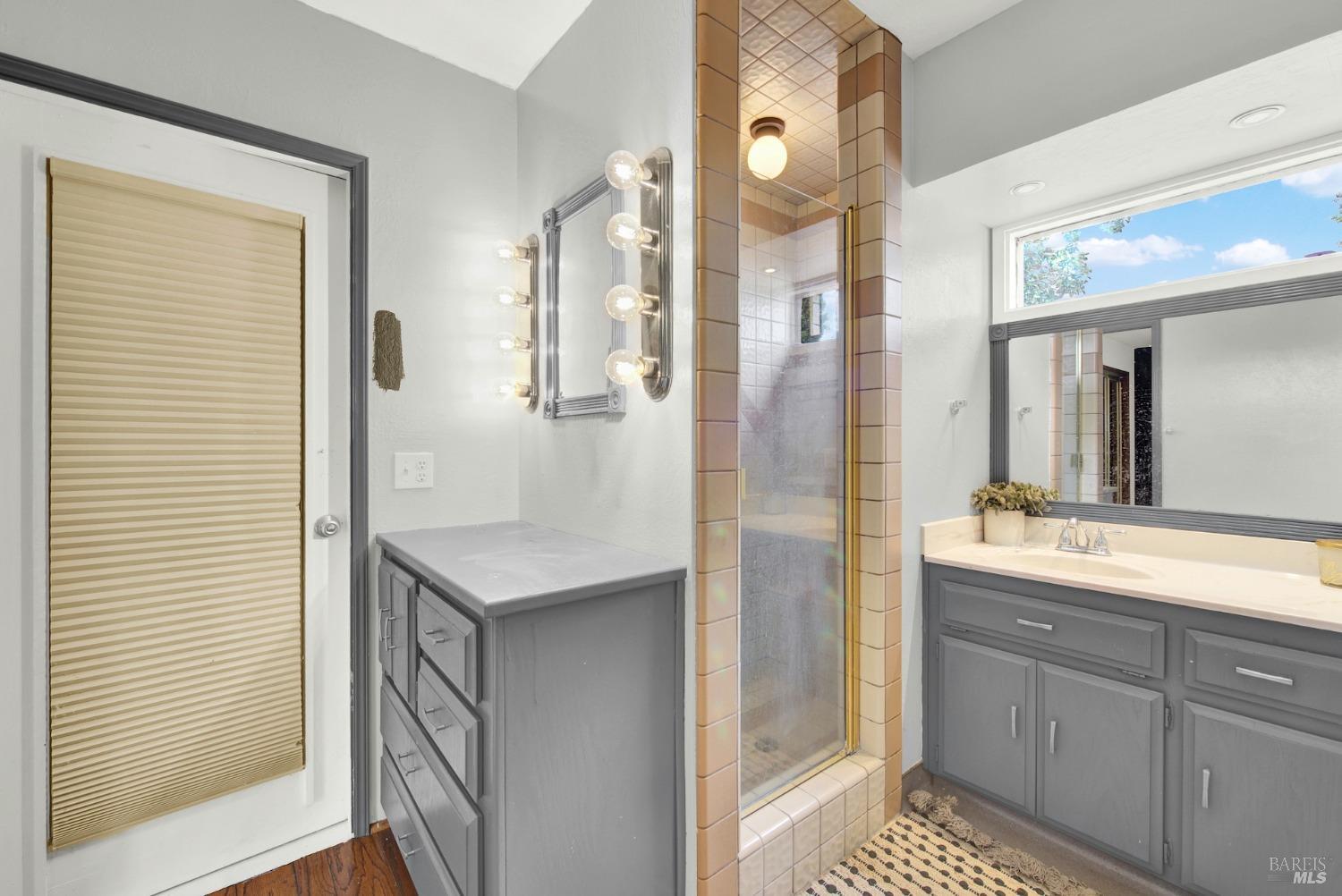 Detail Gallery Image 52 of 77 For 511 Hemlock Ct, Vacaville,  CA 95688 - 3 Beds | 2 Baths