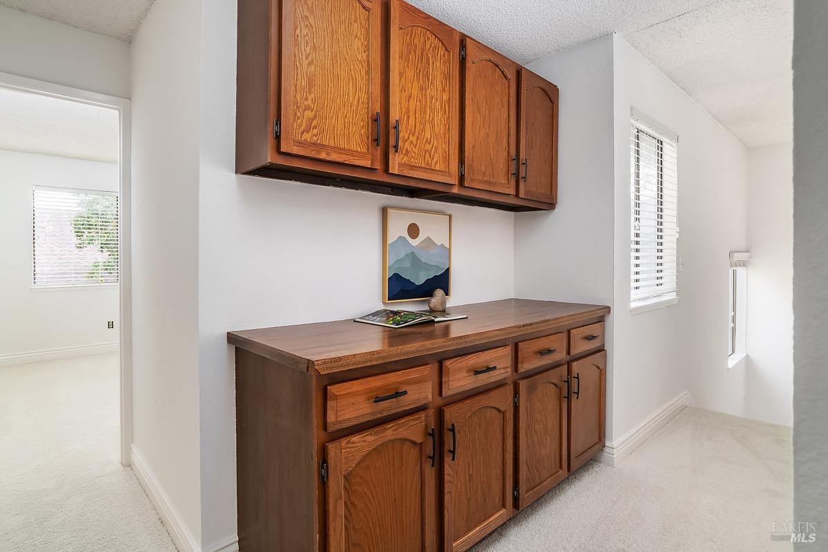 Detail Gallery Image 17 of 29 For 728 Walnut Ct, Novato,  CA 94945 - 4 Beds | 2/1 Baths