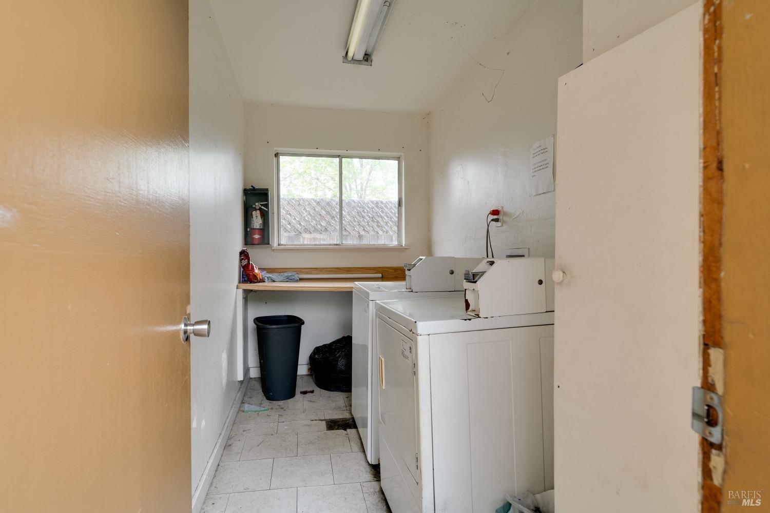 Detail Gallery Image 16 of 16 For 914 Deturk Ave, Santa Rosa,  CA 95404 - – Beds | – Baths