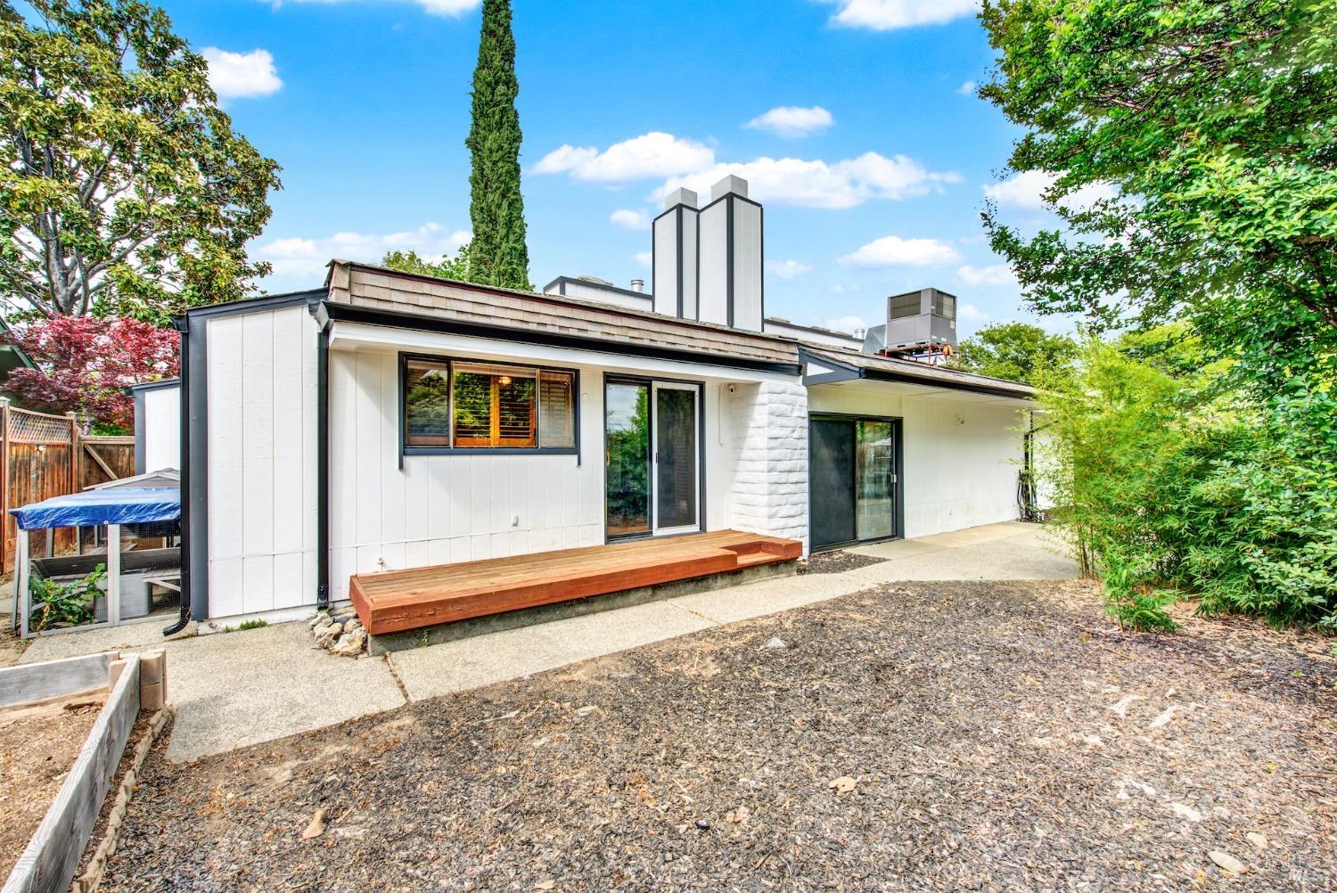 Detail Gallery Image 67 of 77 For 511 Hemlock Ct, Vacaville,  CA 95688 - 3 Beds | 2 Baths