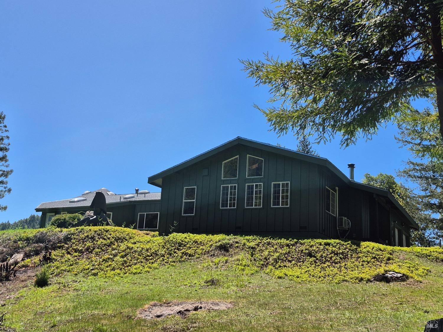 Detail Gallery Image 1 of 93 For 16770 Branscomb Rd, Branscomb,  CA 95454 - 2 Beds | 2 Baths
