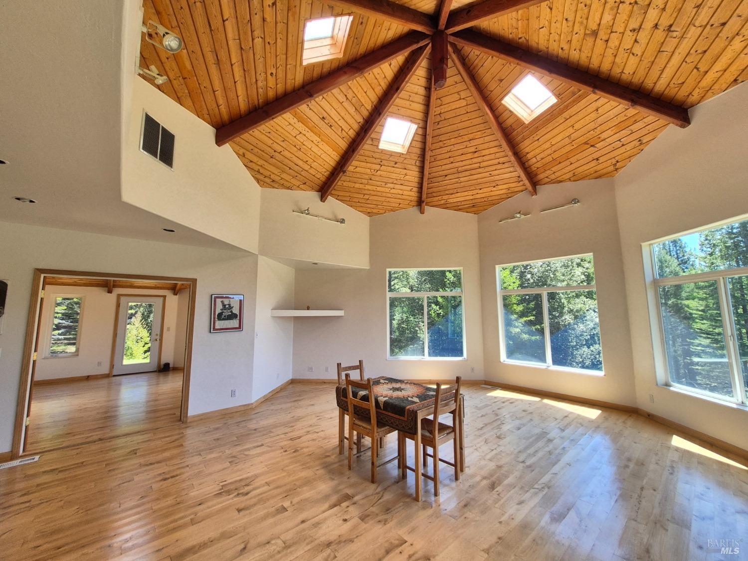 Detail Gallery Image 35 of 93 For 16770 Branscomb Rd, Branscomb,  CA 95454 - 2 Beds | 2 Baths