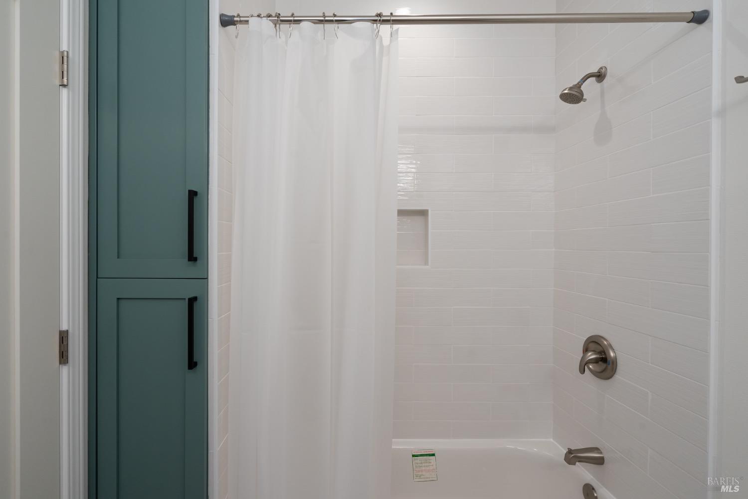 Detail Gallery Image 20 of 35 For 3720 Espresso Ct, Santa Rosa,  CA 95403 - 4 Beds | 2 Baths
