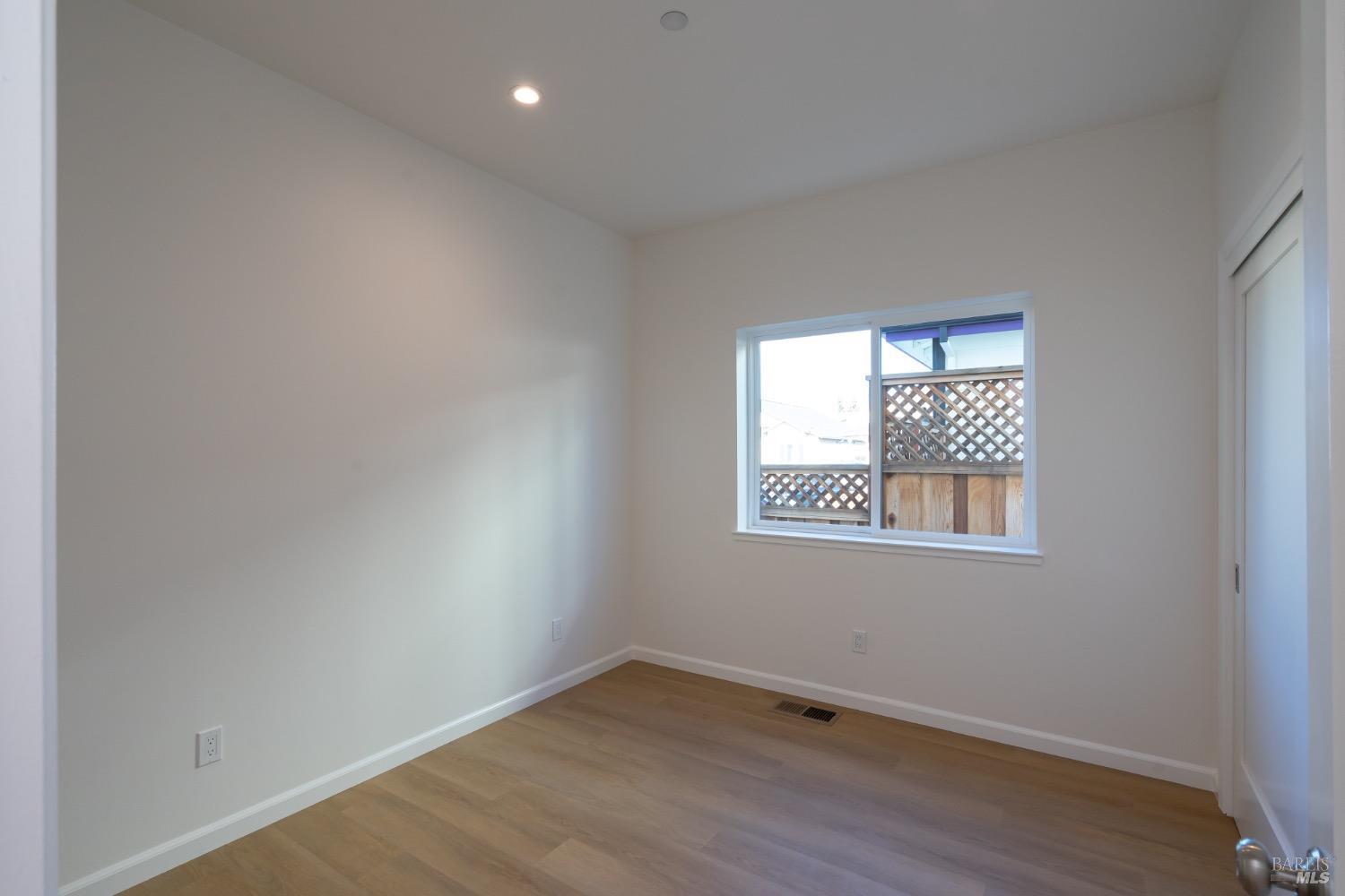 Detail Gallery Image 16 of 35 For 3720 Espresso Ct, Santa Rosa,  CA 95403 - 4 Beds | 2 Baths