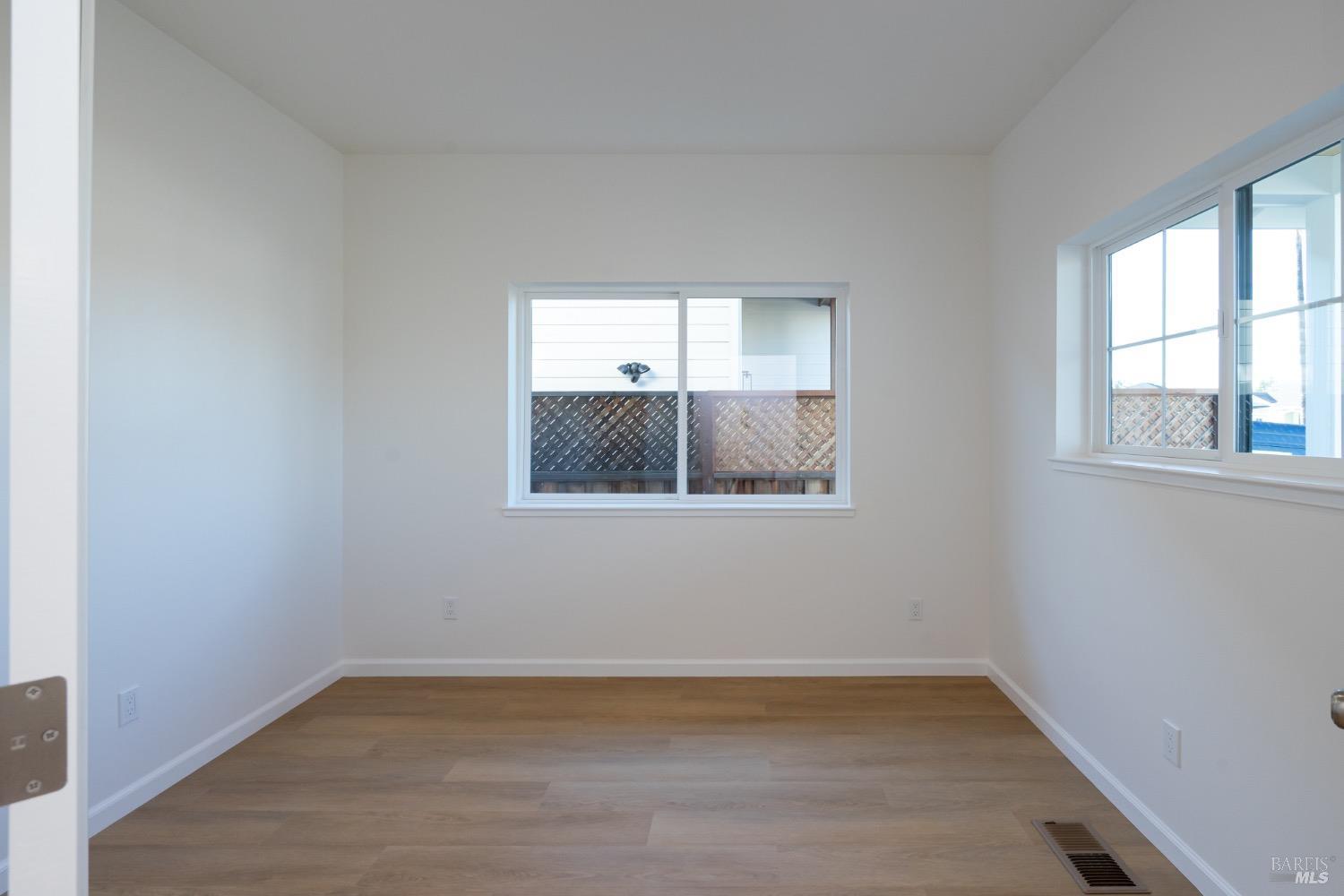 Detail Gallery Image 14 of 35 For 3720 Espresso Ct, Santa Rosa,  CA 95403 - 4 Beds | 2 Baths