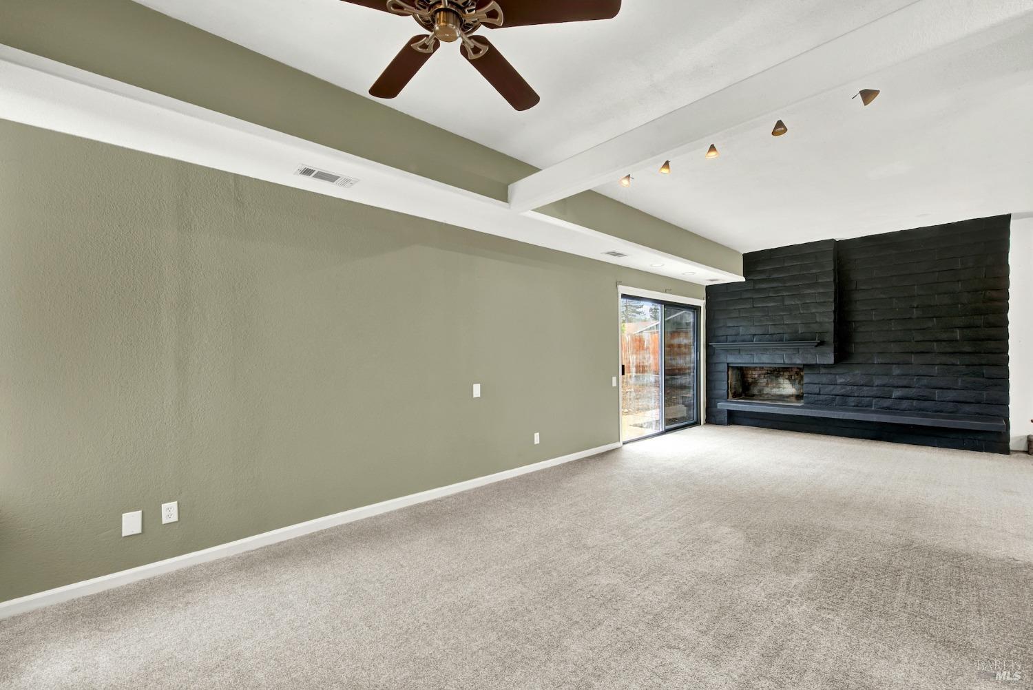 Detail Gallery Image 17 of 77 For 511 Hemlock Ct, Vacaville,  CA 95688 - 3 Beds | 2 Baths