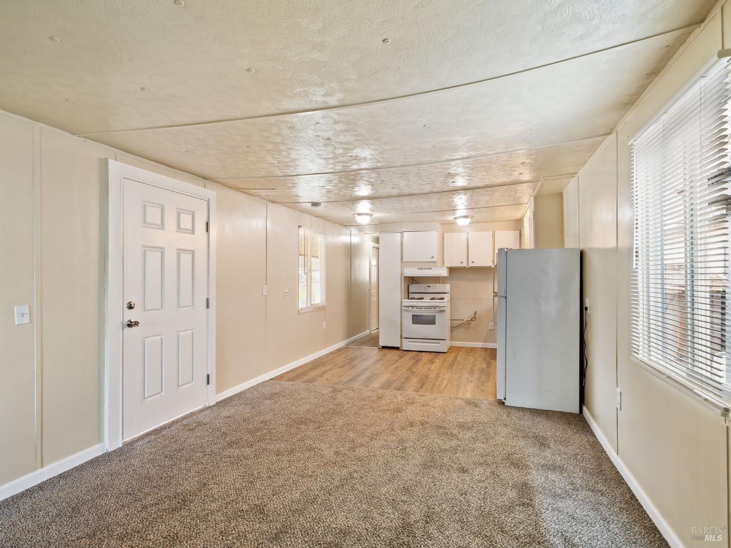 Detail Gallery Image 13 of 25 For 5575 Old Highway 53 Hwy 7, Clearlake,  CA 95422 - 2 Beds | 1/1 Baths