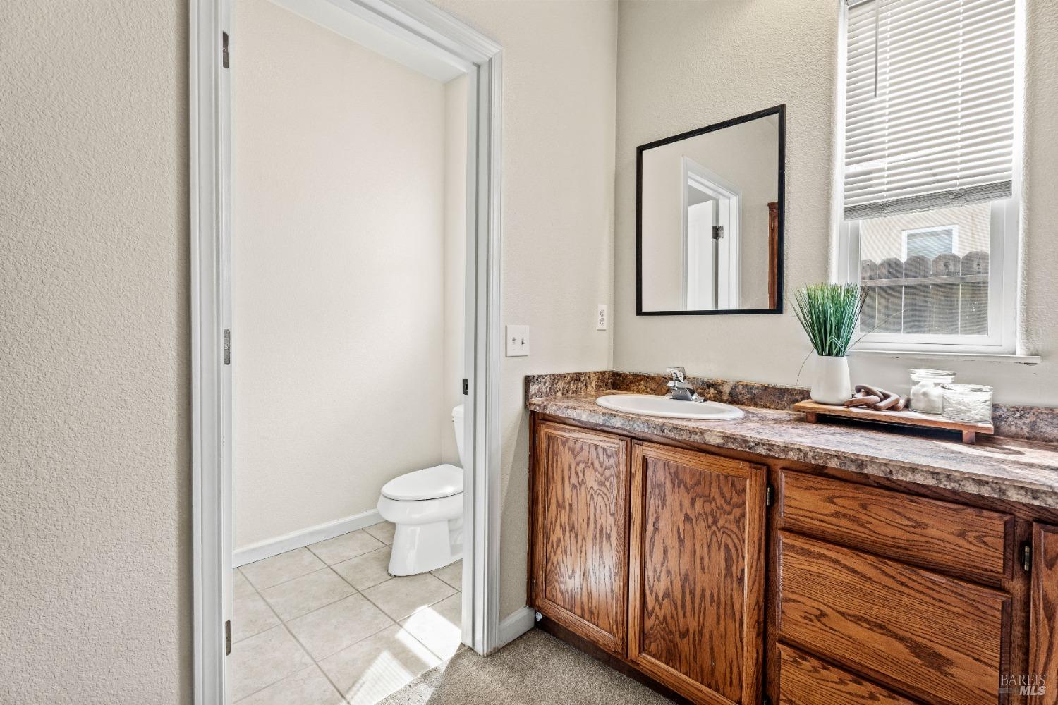 Detail Gallery Image 19 of 34 For 458 Kennwood Dr, Ukiah,  CA 95482 - 3 Beds | 2 Baths