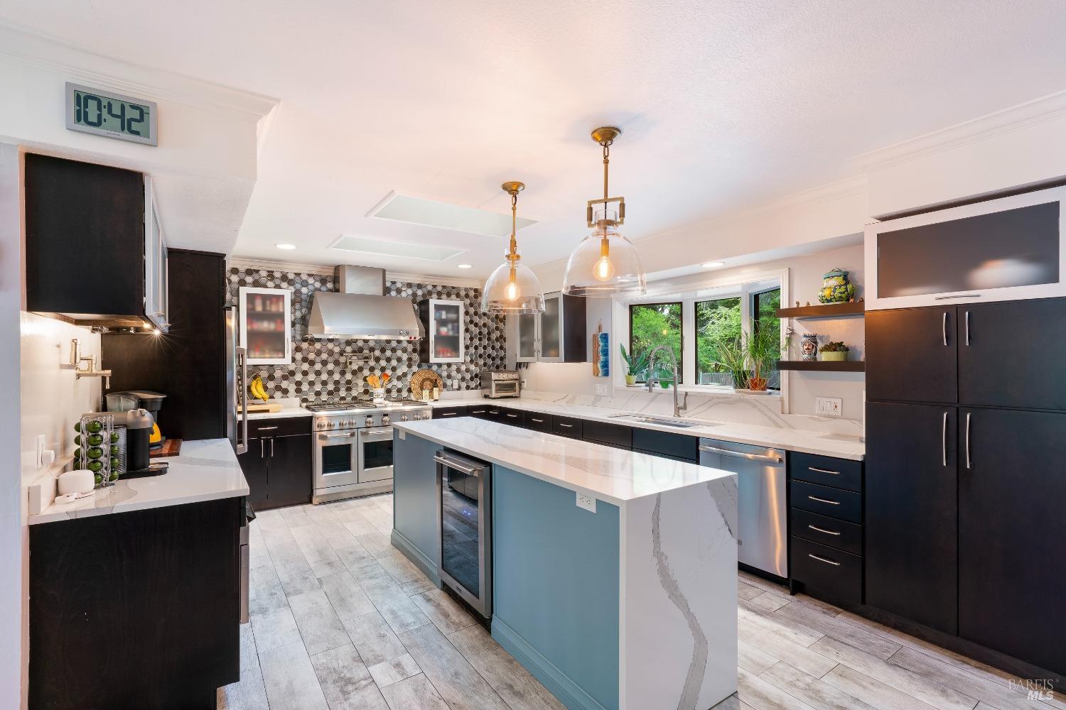Detail Gallery Image 17 of 57 For 1340 Vista Verde Rd, Ukiah,  CA 95482 - 3 Beds | 2/1 Baths