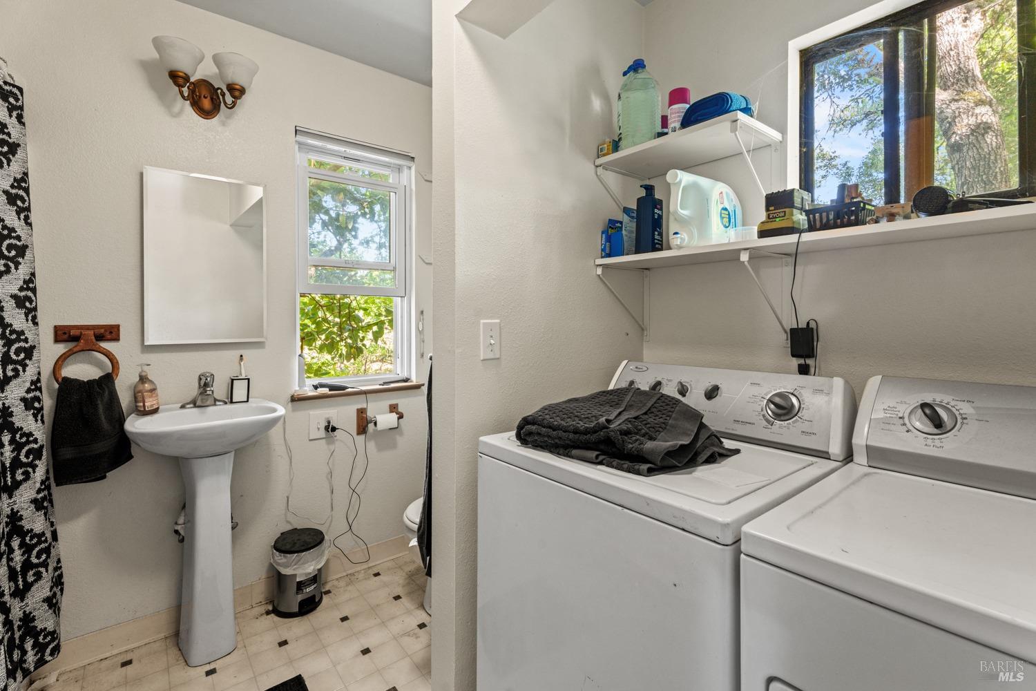 Detail Gallery Image 32 of 34 For 1875 Road B Rd, Redwood Valley,  CA 95470 - 3 Beds | 2 Baths