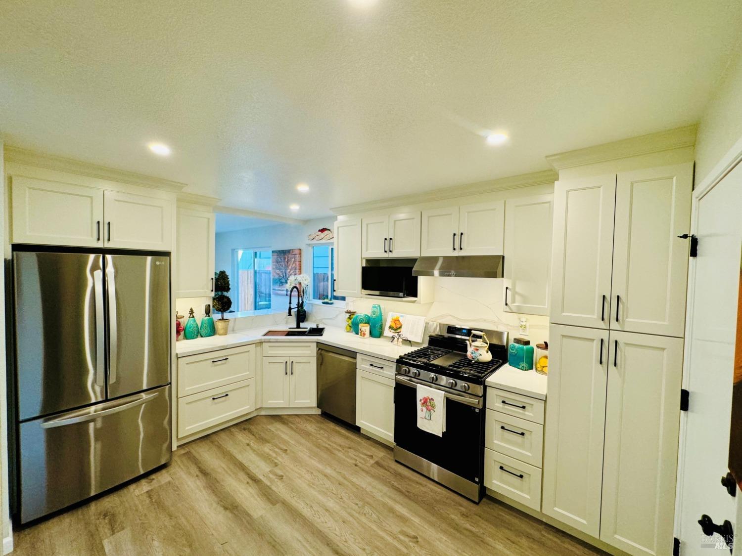 Detail Gallery Image 15 of 48 For 19 4th St, Richmond,  CA 94801 - 3 Beds | 2/1 Baths