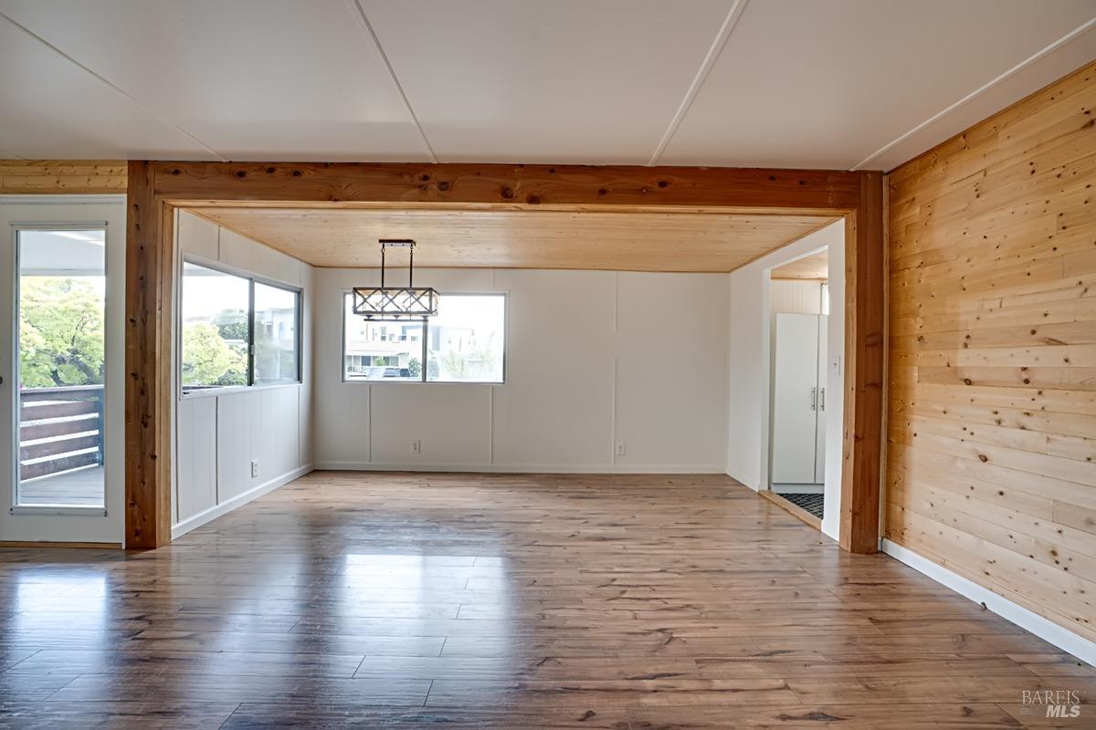 Detail Gallery Image 19 of 32 For 127 Coachman Ln 13, Santa Rosa,  CA 95404 - 2 Beds | 2 Baths