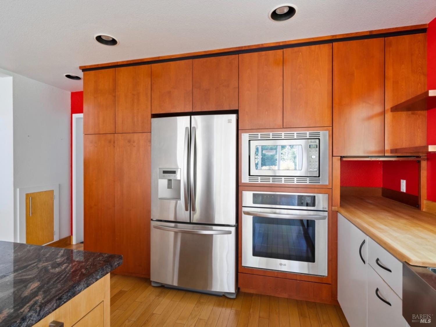 Detail Gallery Image 15 of 39 For 13350 Point Cabrillo Dr, Mendocino,  CA 95460 - 3 Beds | 2 Baths