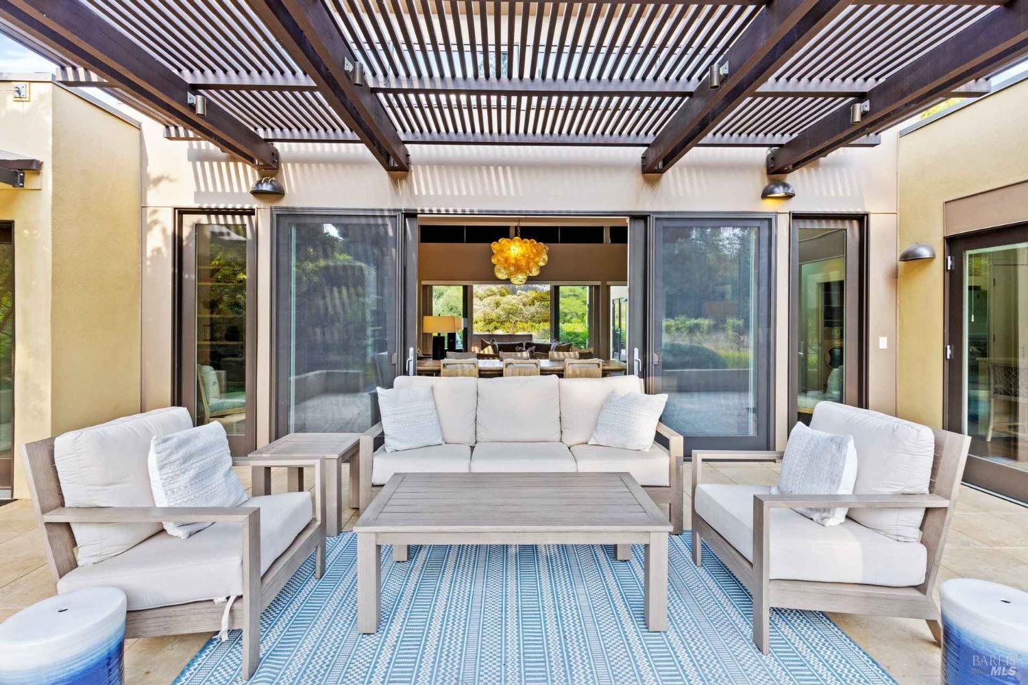 Detail Gallery Image 11 of 35 For 2252 W Dry Creek Rd, Healdsburg,  CA 95448 - 5 Beds | 5 Baths