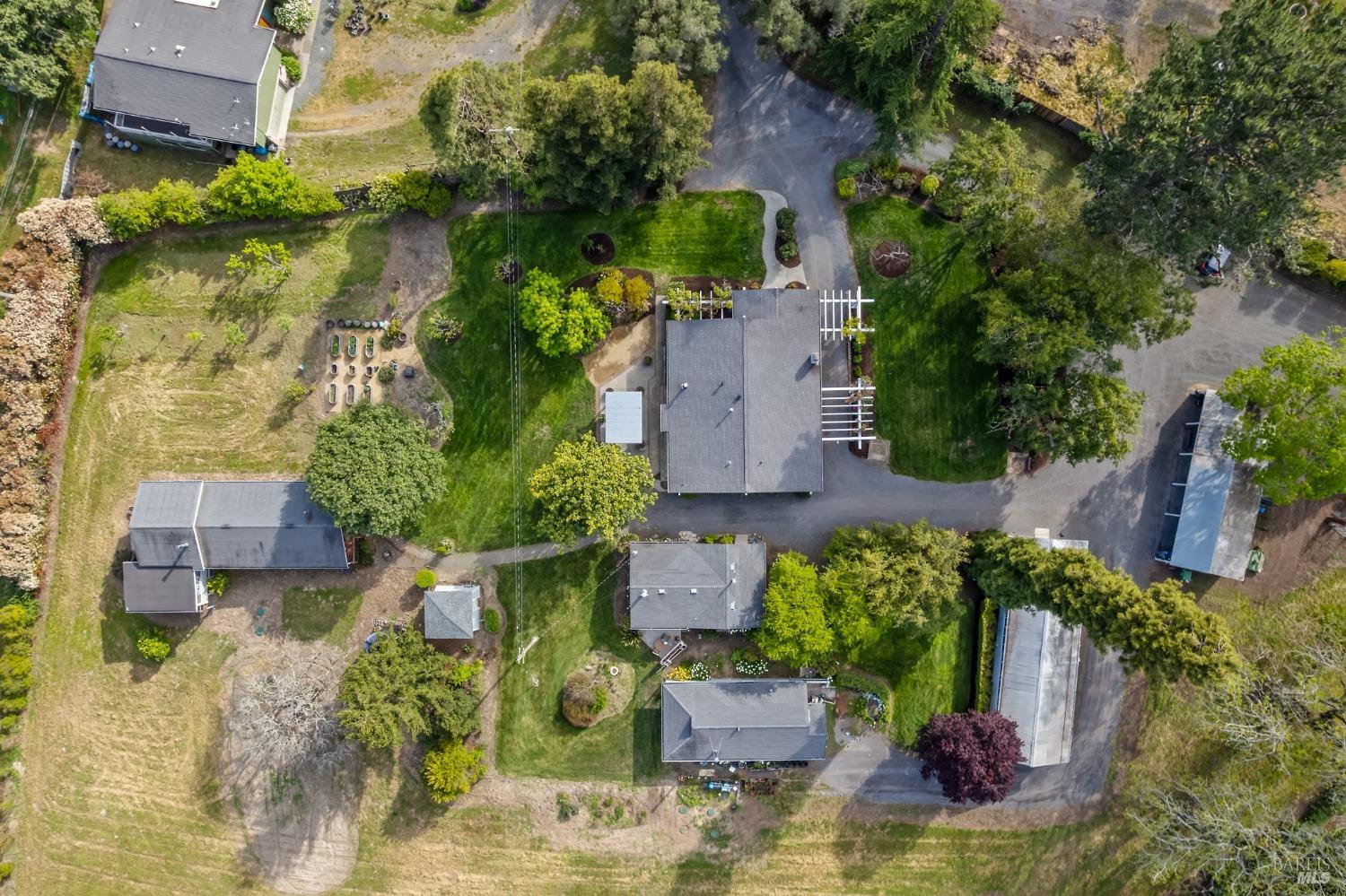 Detail Gallery Image 38 of 41 For 2855 Old Gravenstein Hwy, Sebastopol,  CA 95472 - 2 Beds | 1 Baths