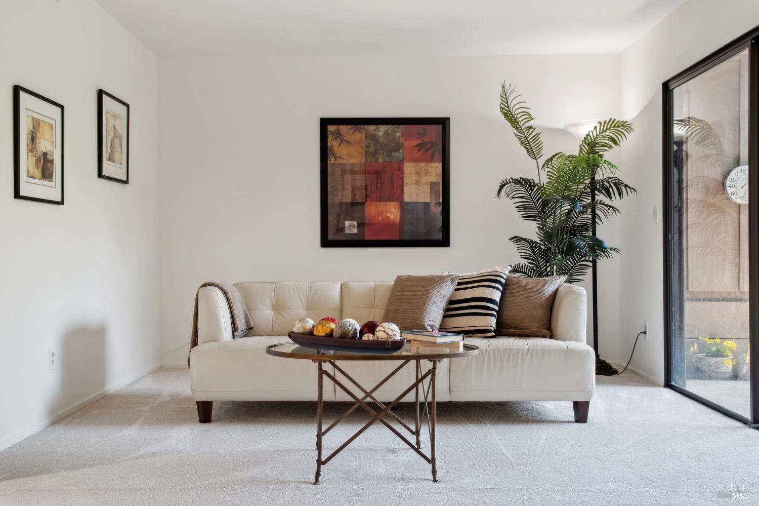 Detail Gallery Image 18 of 51 For 73 Flicker Dr, Novato,  CA 94949 - 3 Beds | 2/1 Baths
