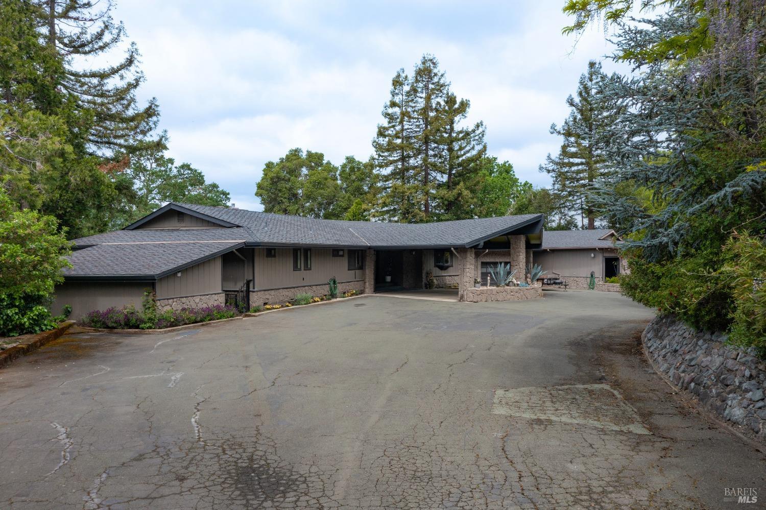 Detail Gallery Image 49 of 57 For 1340 Vista Verde Rd, Ukiah,  CA 95482 - 3 Beds | 2/1 Baths