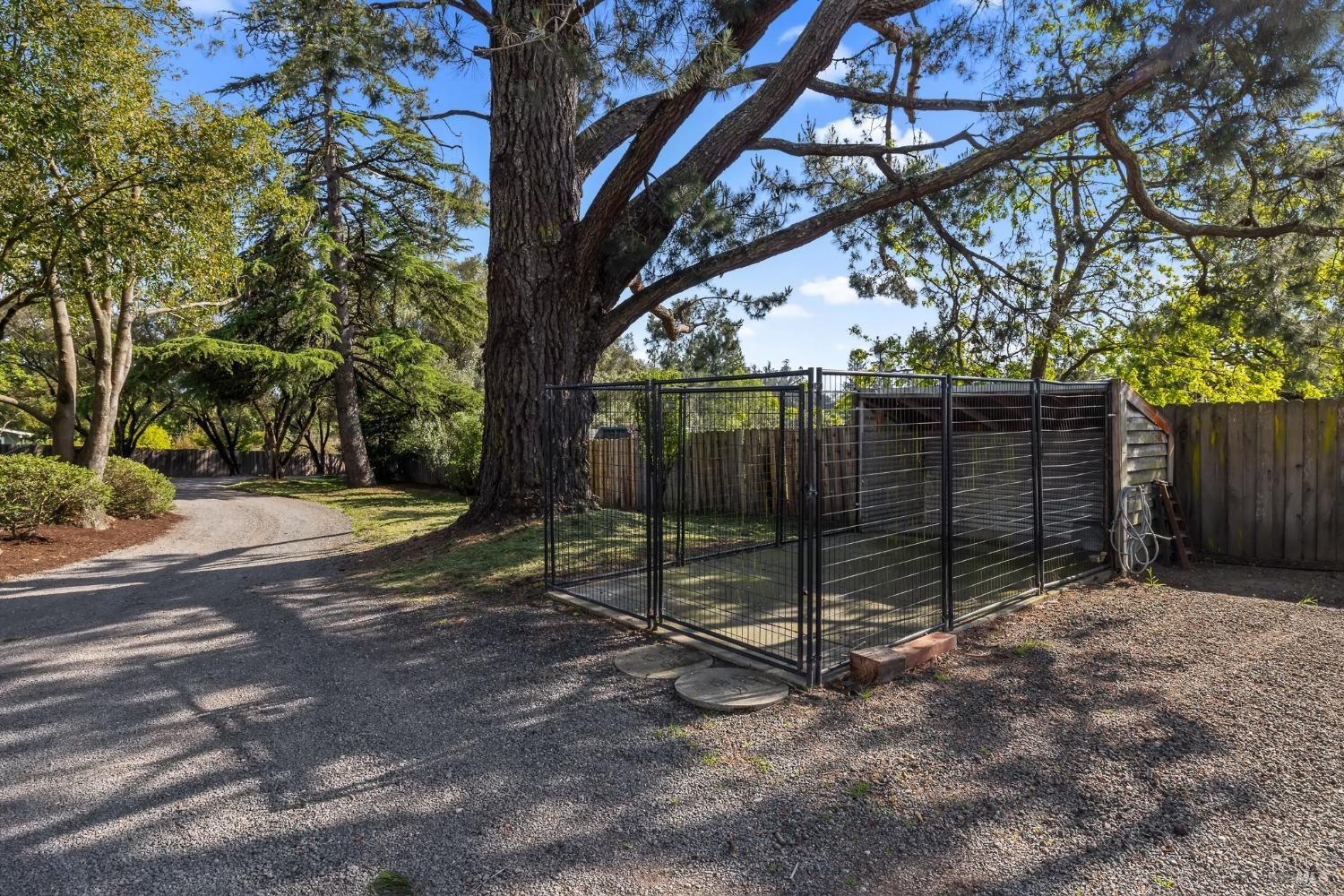 Detail Gallery Image 30 of 41 For 2855 Old Gravenstein Hwy, Sebastopol,  CA 95472 - 2 Beds | 1 Baths