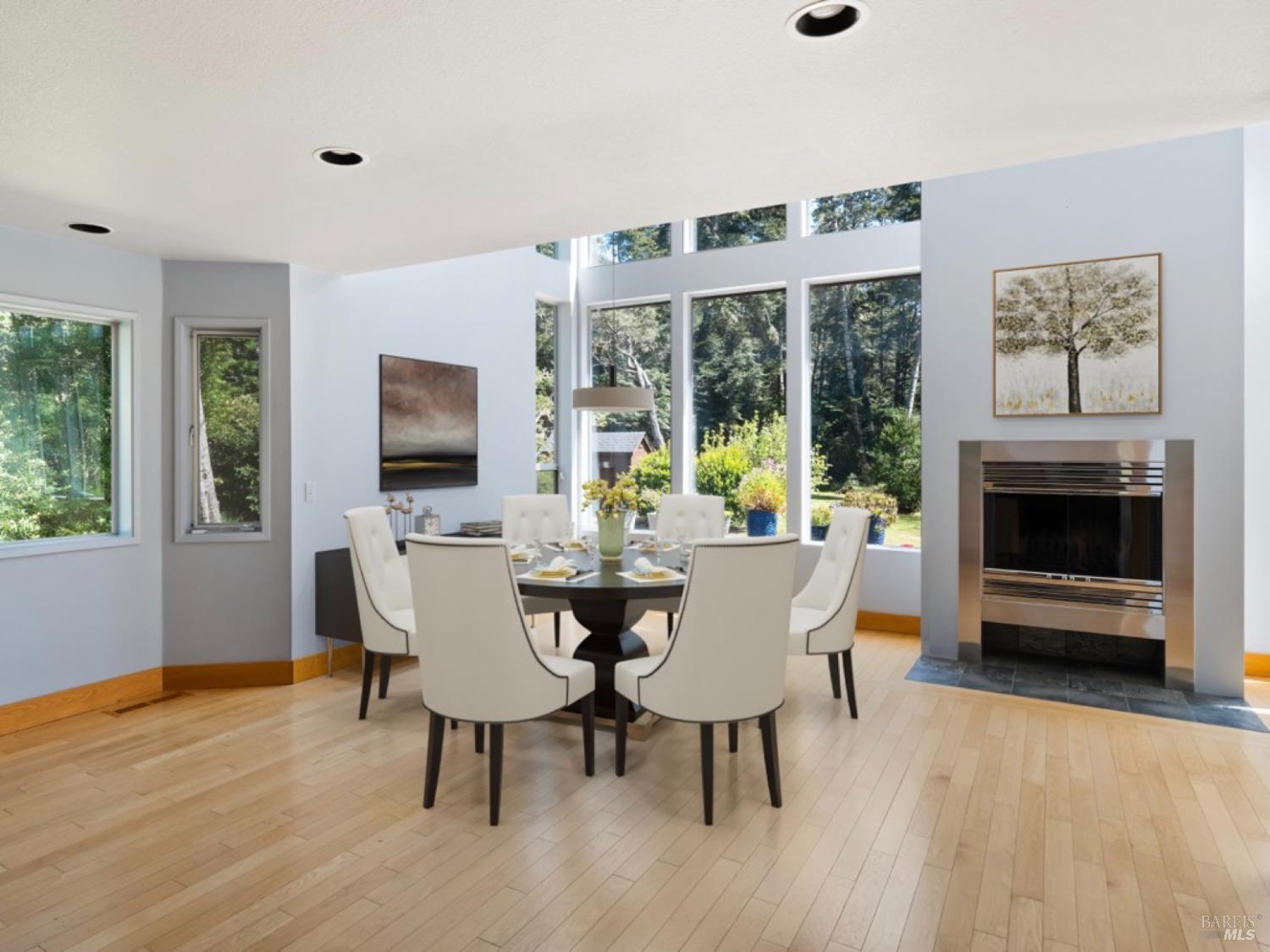 Detail Gallery Image 11 of 39 For 13350 Point Cabrillo Dr, Mendocino,  CA 95460 - 3 Beds | 2 Baths