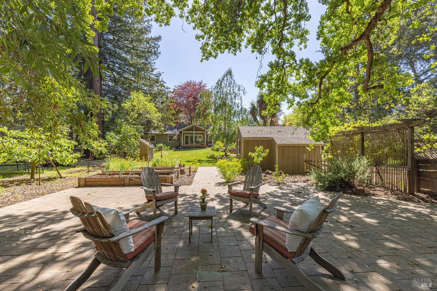 Detail Gallery Image 35 of 78 For 3180 Vichy Ave, Napa,  CA 94558 - 3 Beds | 3 Baths