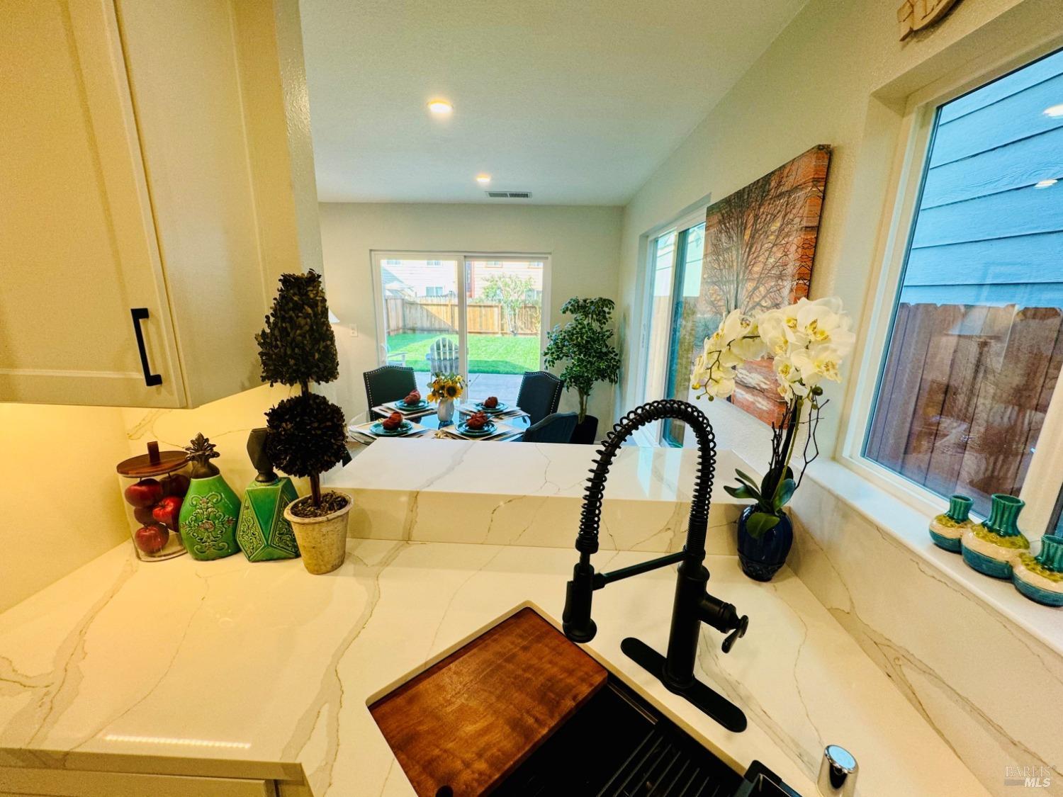 Detail Gallery Image 13 of 48 For 19 4th St, Richmond,  CA 94801 - 3 Beds | 2/1 Baths