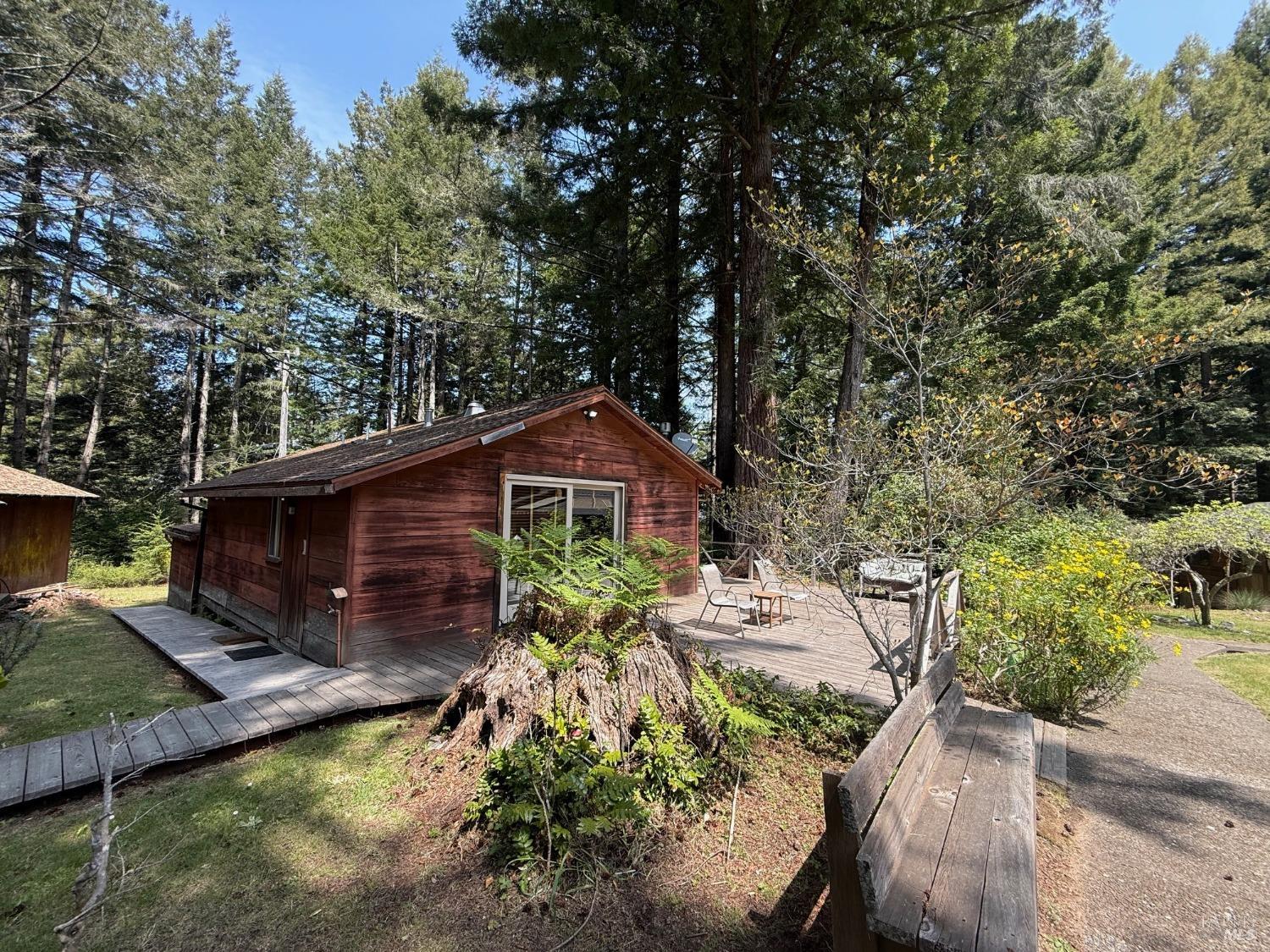 Detail Gallery Image 31 of 46 For 38881 Comptche Ukiah Rd, Mendocino,  CA 95460 - 4 Beds | 2 Baths