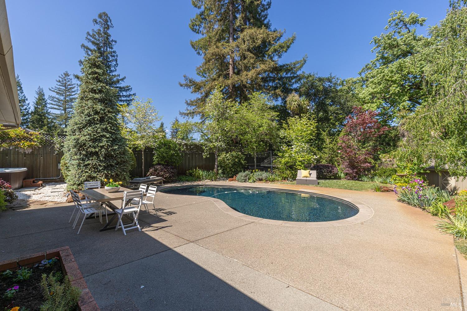 Detail Gallery Image 29 of 78 For 3180 Vichy Ave, Napa,  CA 94558 - 3 Beds | 3 Baths