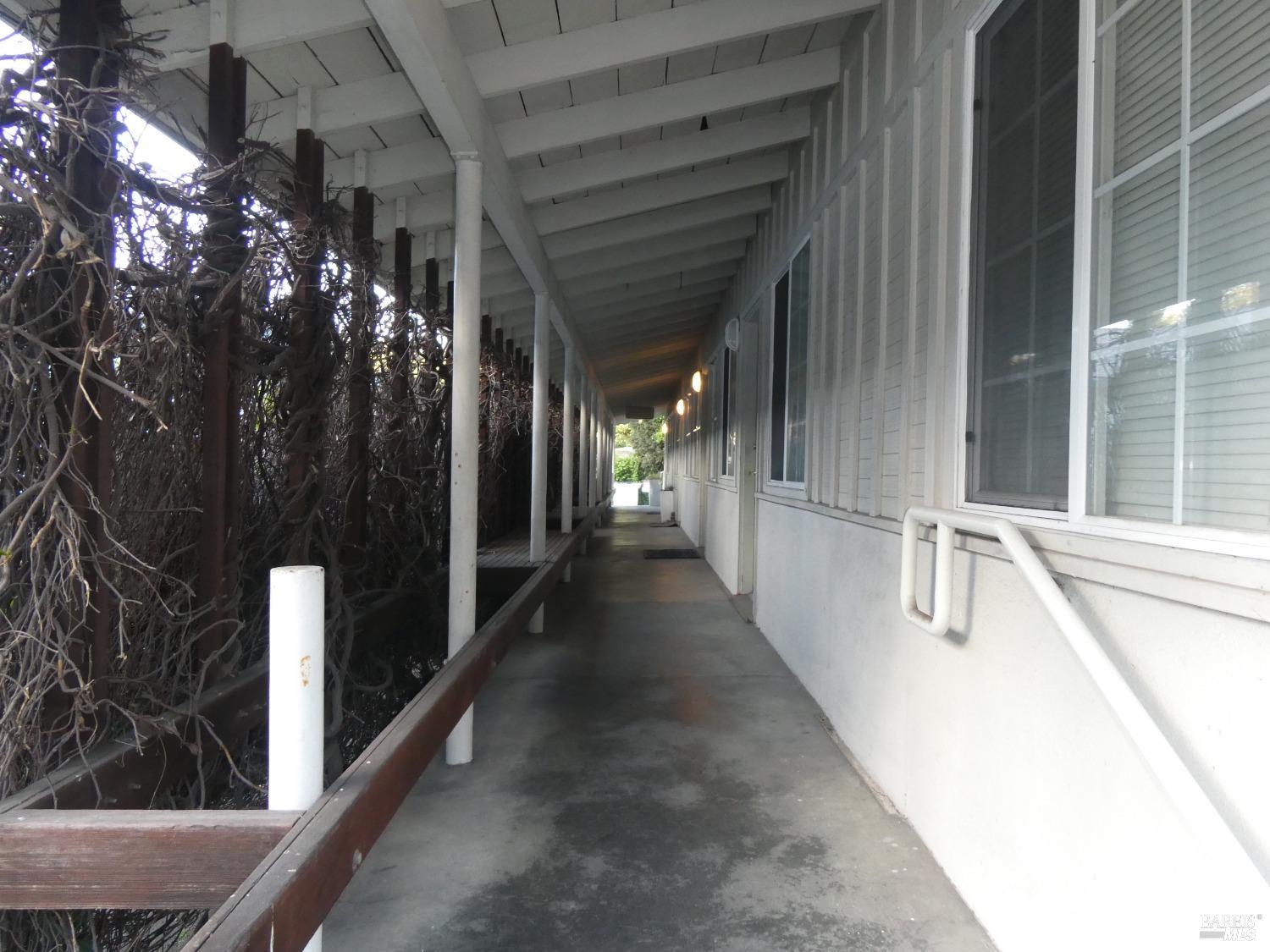 Detail Gallery Image 12 of 14 For 295 Miller Ave, Mill Valley,  CA 94941 - – Beds | – Baths