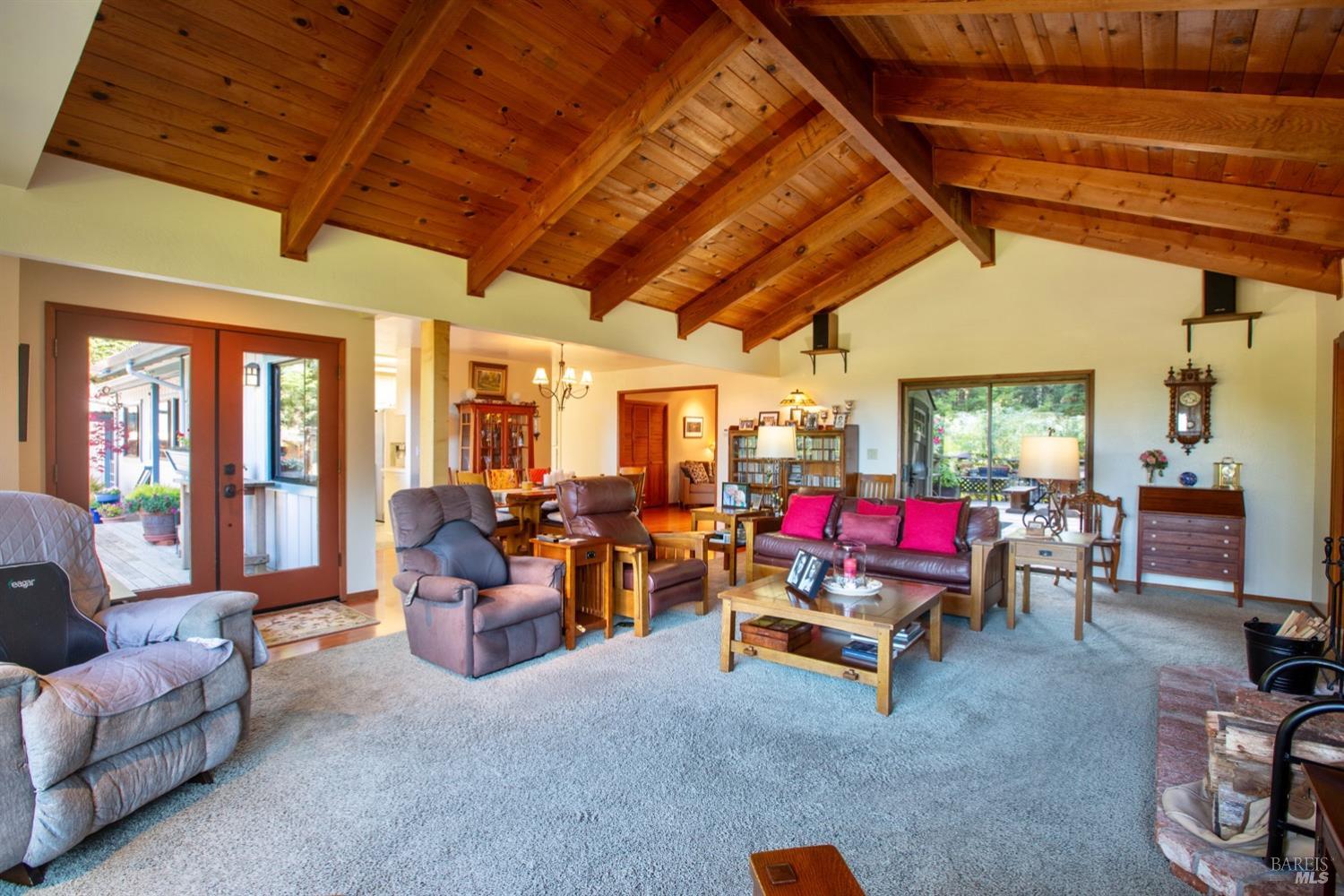 Detail Gallery Image 7 of 47 For 32391 Mill Creek Dr, Fort Bragg,  CA 95437 - 3 Beds | 2 Baths