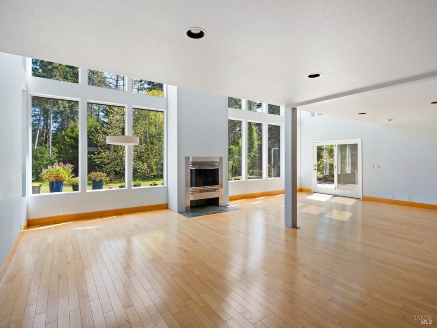 Detail Gallery Image 7 of 39 For 13350 Point Cabrillo Dr, Mendocino,  CA 95460 - 3 Beds | 2 Baths
