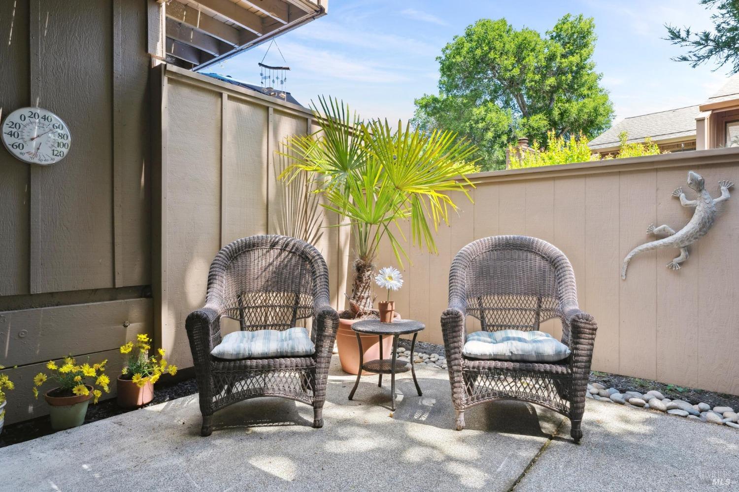 Detail Gallery Image 48 of 51 For 73 Flicker Dr, Novato,  CA 94949 - 3 Beds | 2/1 Baths