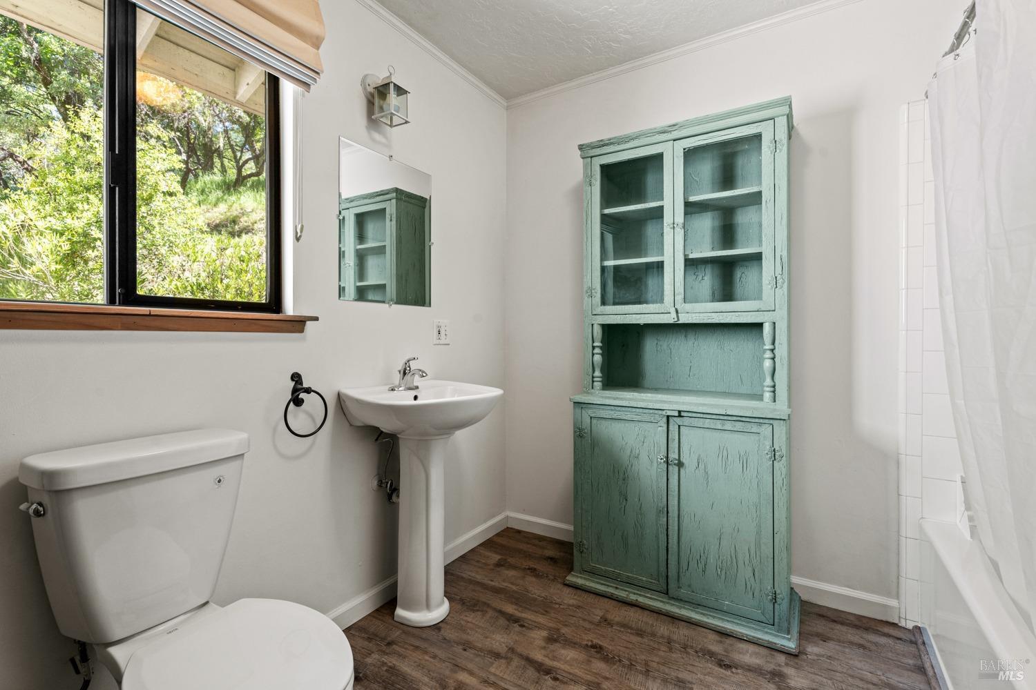 Detail Gallery Image 13 of 34 For 1875 Road B Rd, Redwood Valley,  CA 95470 - 3 Beds | 2 Baths