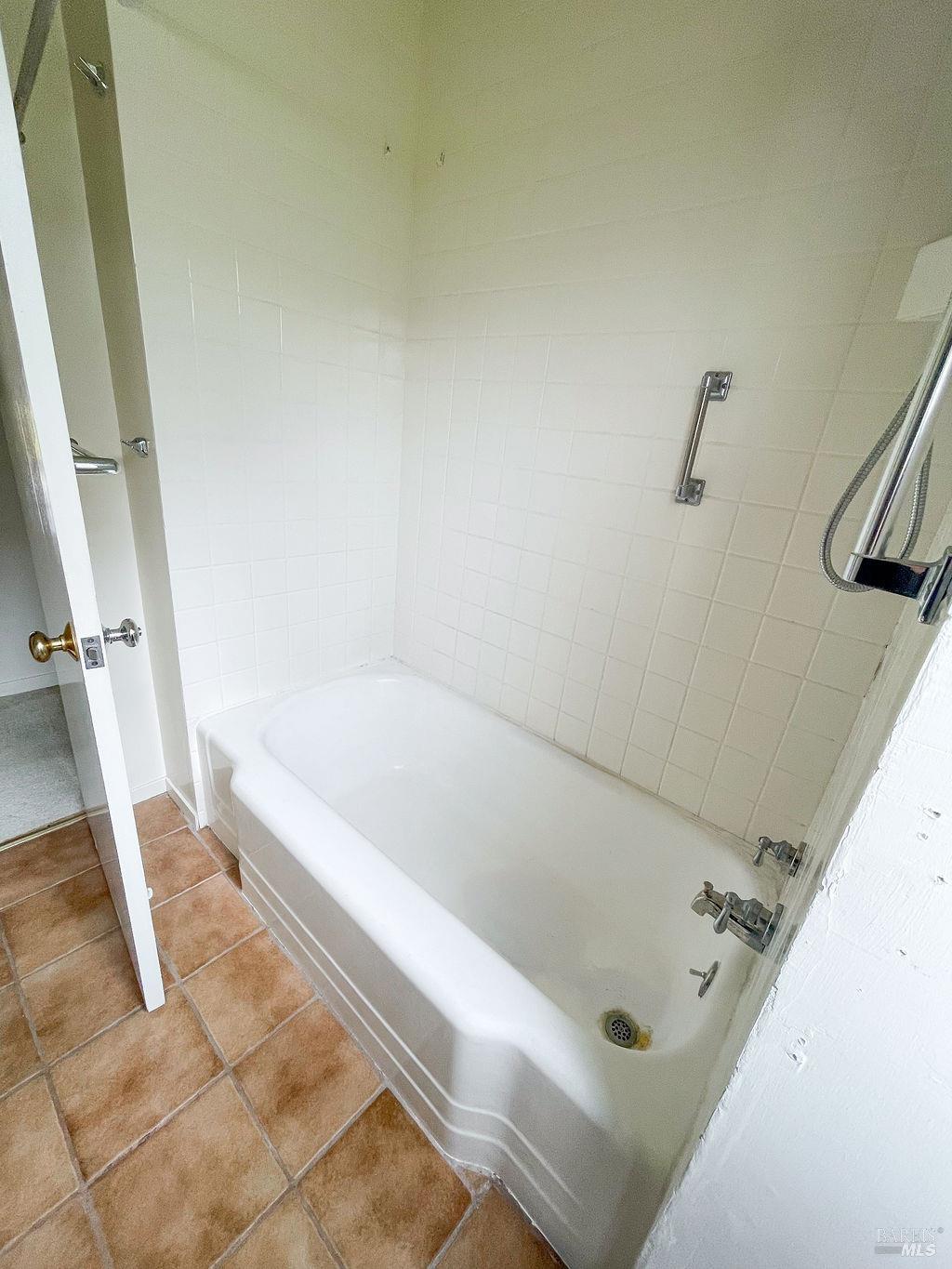 Detail Gallery Image 26 of 42 For 239 Live Oak Dr, Petaluma,  CA 94952 - 2 Beds | 1 Baths
