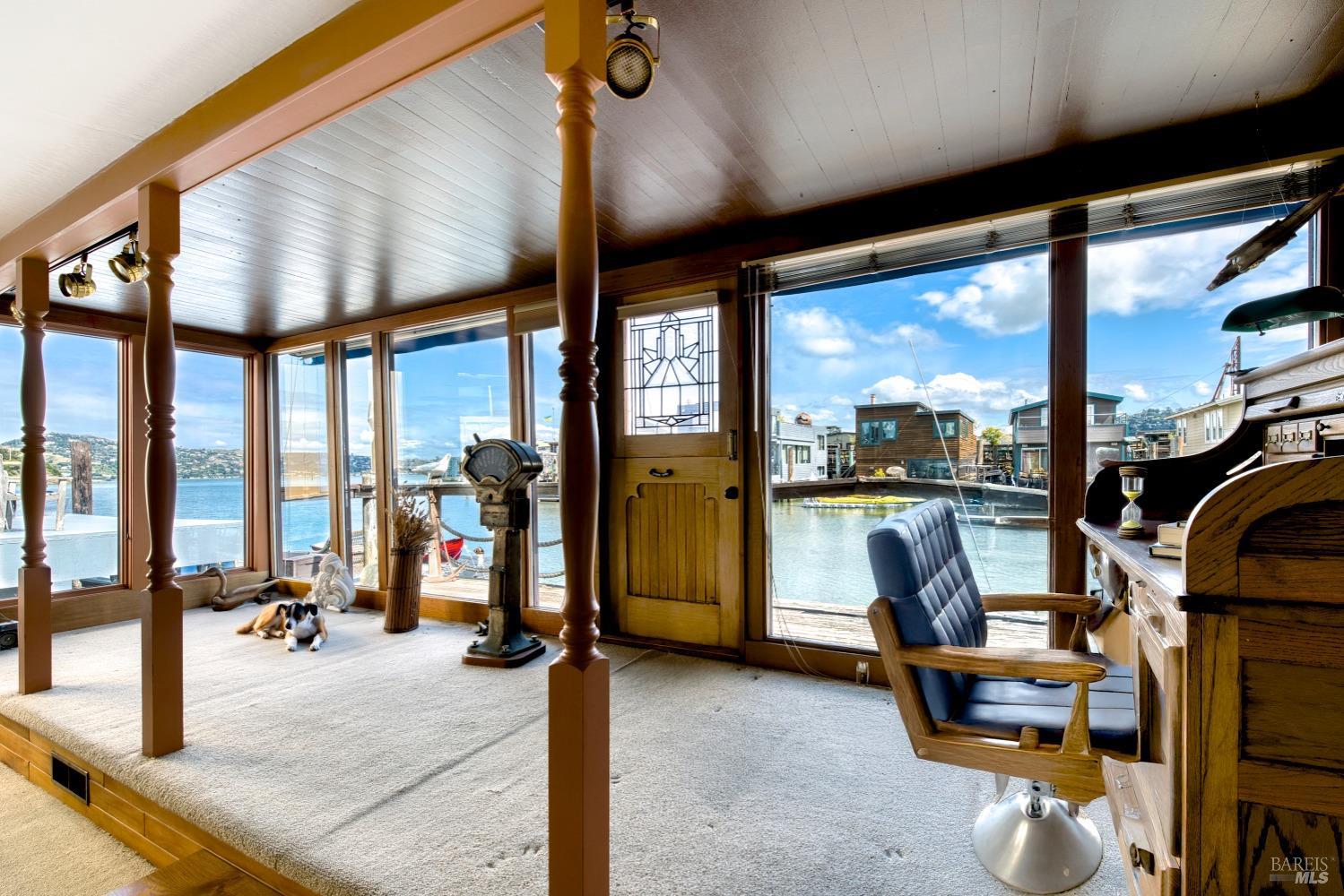 Detail Gallery Image 1 of 30 For 6 Yellow Ferry Dock Unkn, Sausalito,  CA 94965 - 2 Beds | 2 Baths