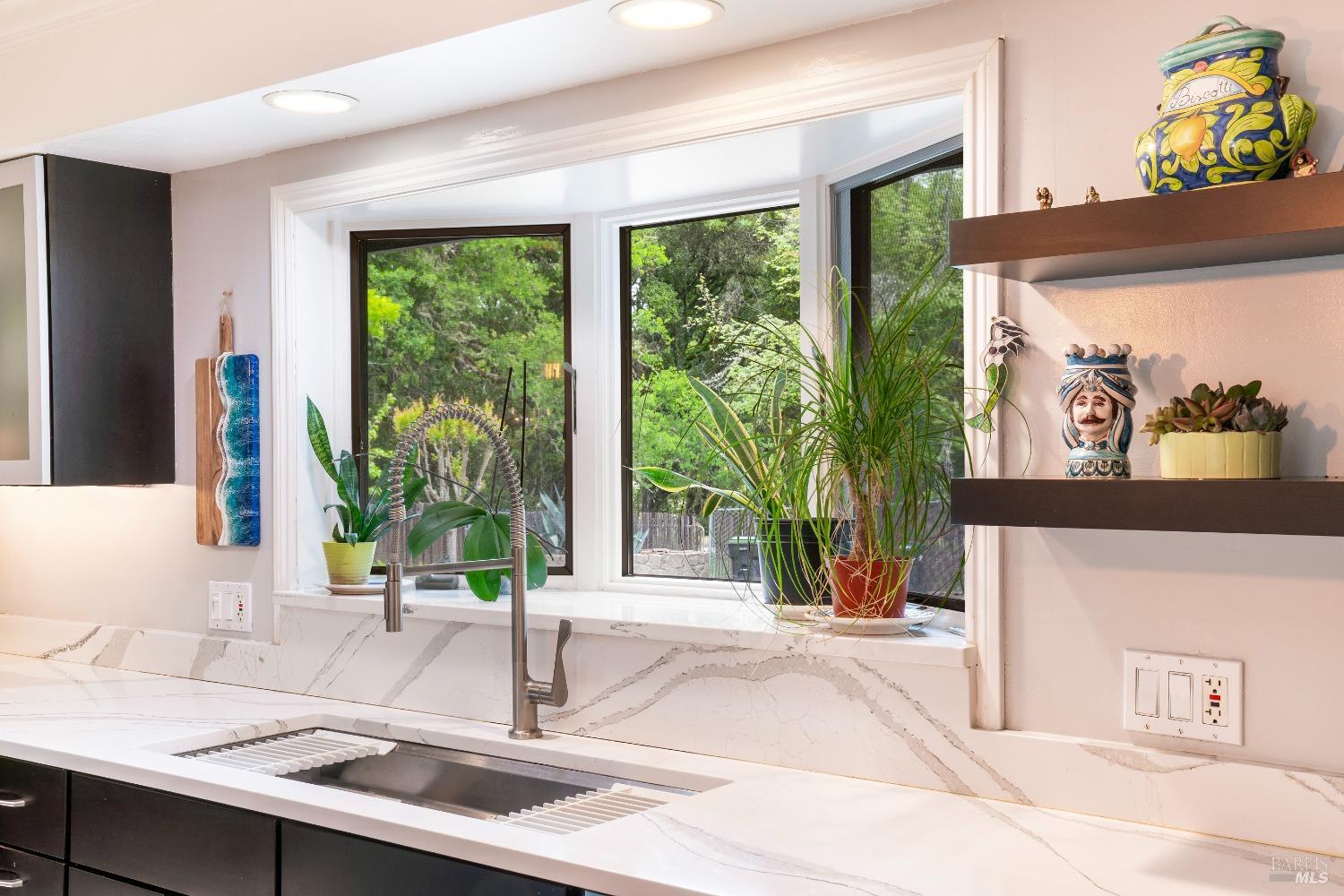 Detail Gallery Image 20 of 57 For 1340 Vista Verde Rd, Ukiah,  CA 95482 - 3 Beds | 2/1 Baths