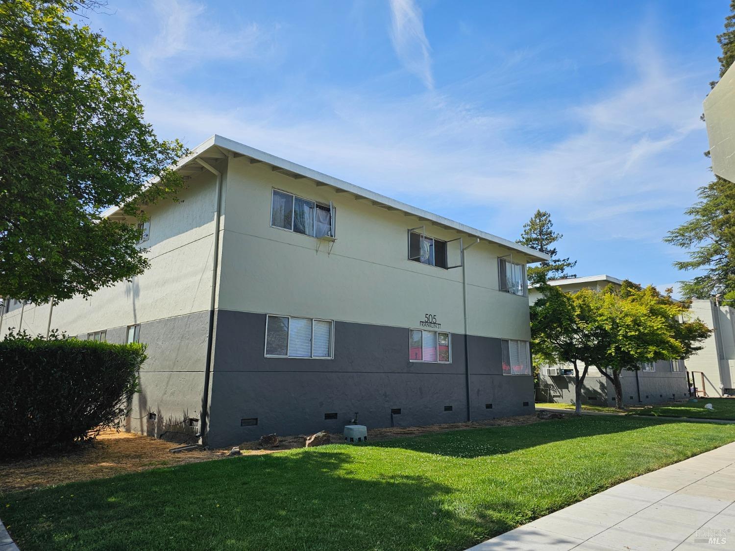 505 Franklin St #1