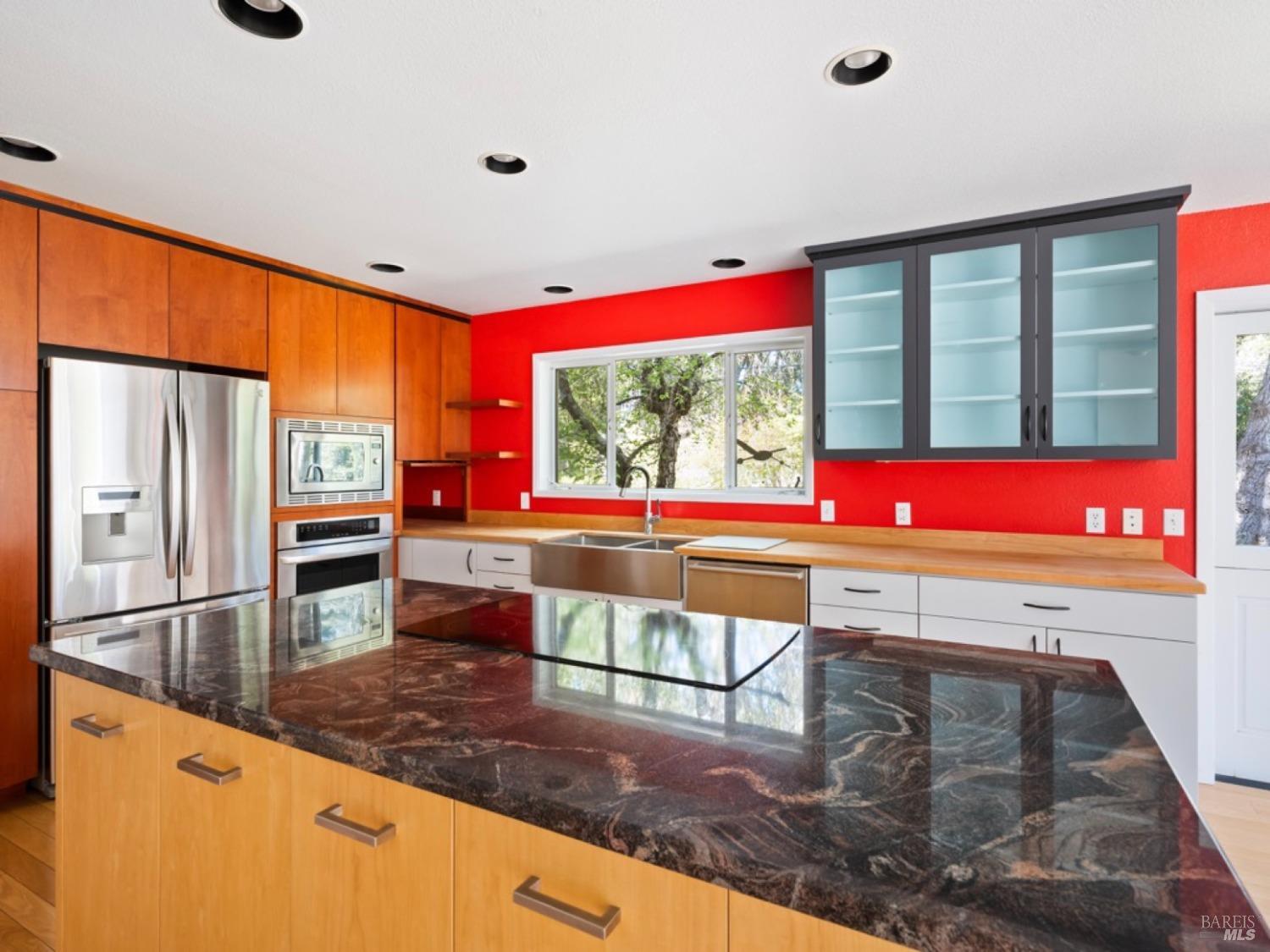 Detail Gallery Image 13 of 39 For 13350 Point Cabrillo Dr, Mendocino,  CA 95460 - 3 Beds | 2 Baths