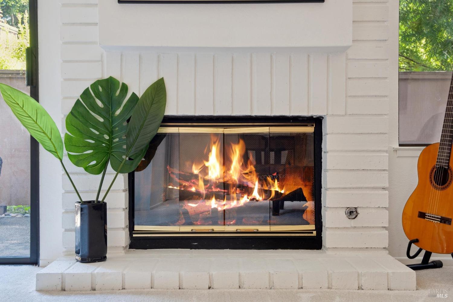 Detail Gallery Image 19 of 51 For 73 Flicker Dr, Novato,  CA 94949 - 3 Beds | 2/1 Baths