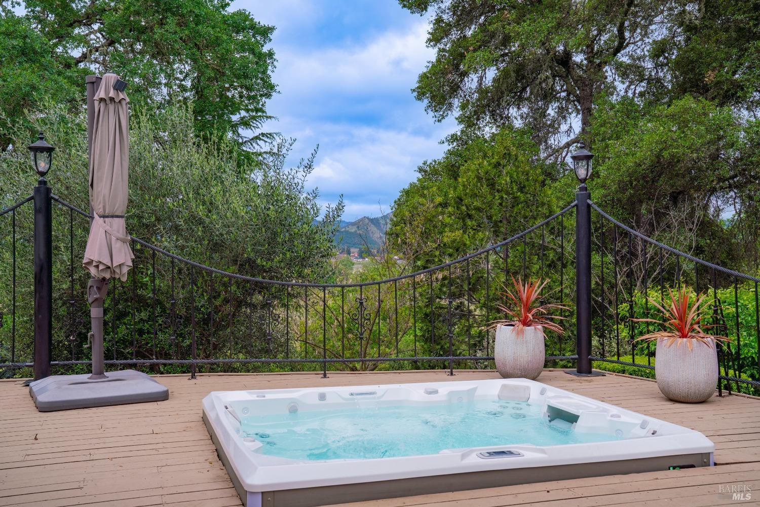 Detail Gallery Image 39 of 57 For 1340 Vista Verde Rd, Ukiah,  CA 95482 - 3 Beds | 2/1 Baths