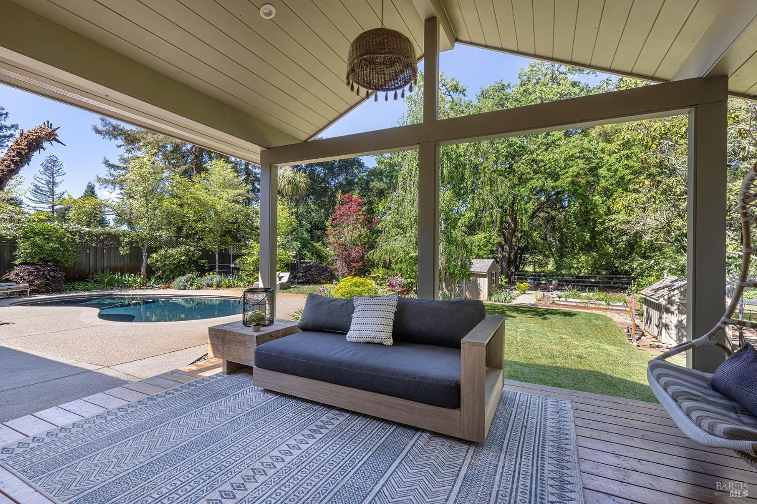 Detail Gallery Image 8 of 78 For 3180 Vichy Ave, Napa,  CA 94558 - 3 Beds | 3 Baths