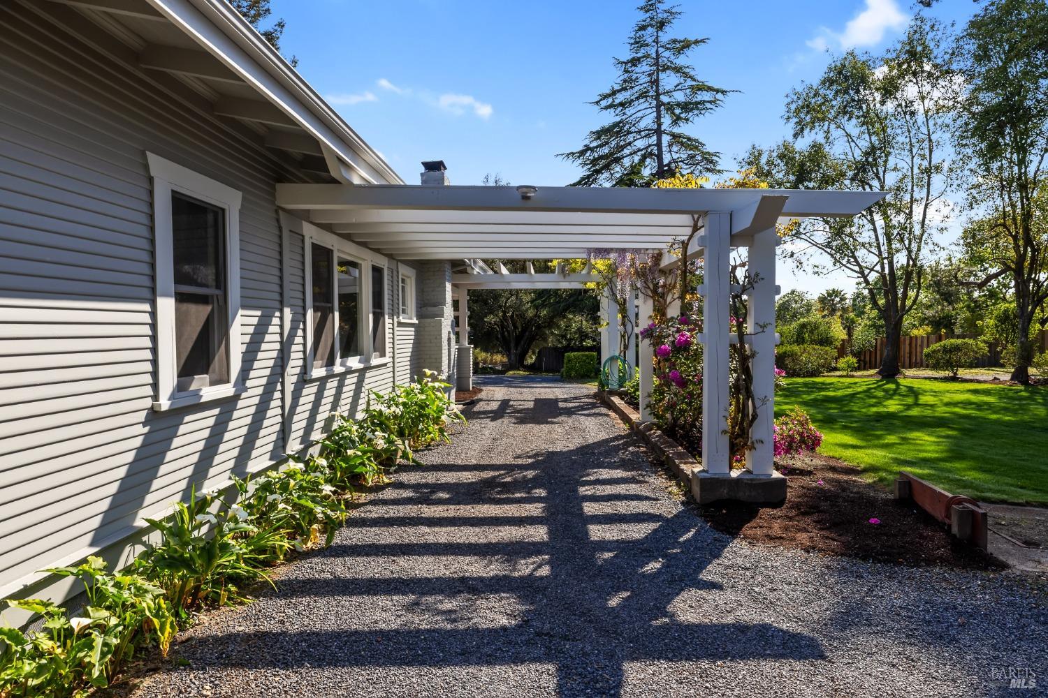 Detail Gallery Image 40 of 41 For 2855 Old Gravenstein Hwy, Sebastopol,  CA 95472 - 2 Beds | 1 Baths