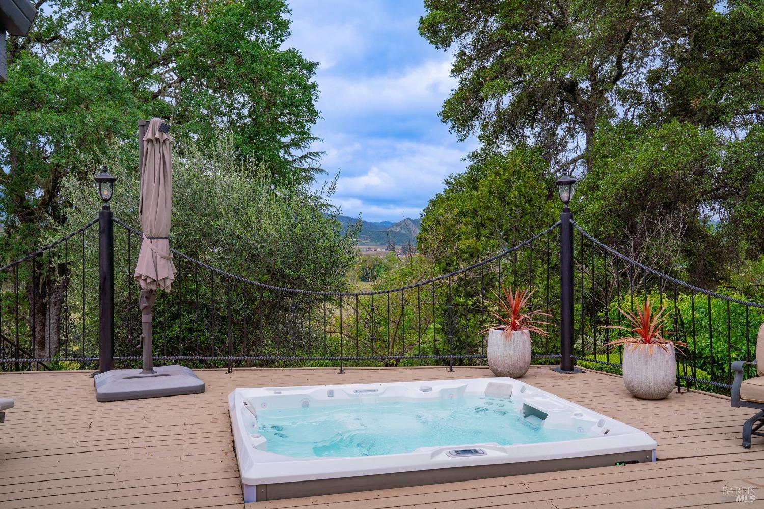 Detail Gallery Image 38 of 57 For 1340 Vista Verde Rd, Ukiah,  CA 95482 - 3 Beds | 2/1 Baths