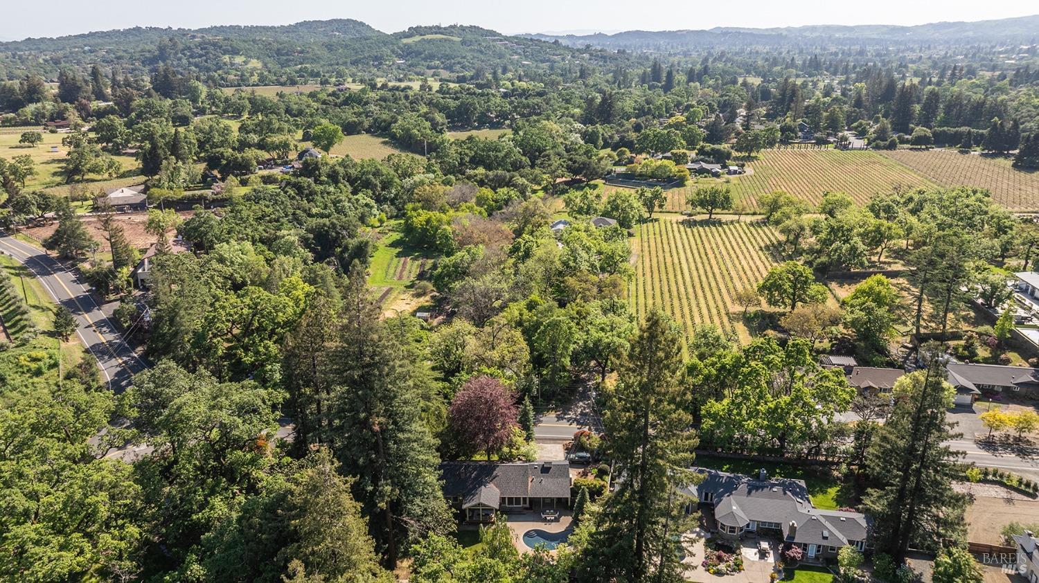 Detail Gallery Image 11 of 78 For 3180 Vichy Ave, Napa,  CA 94558 - 3 Beds | 3 Baths