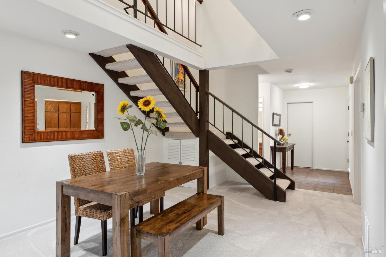 Detail Gallery Image 11 of 51 For 73 Flicker Dr, Novato,  CA 94949 - 3 Beds | 2/1 Baths