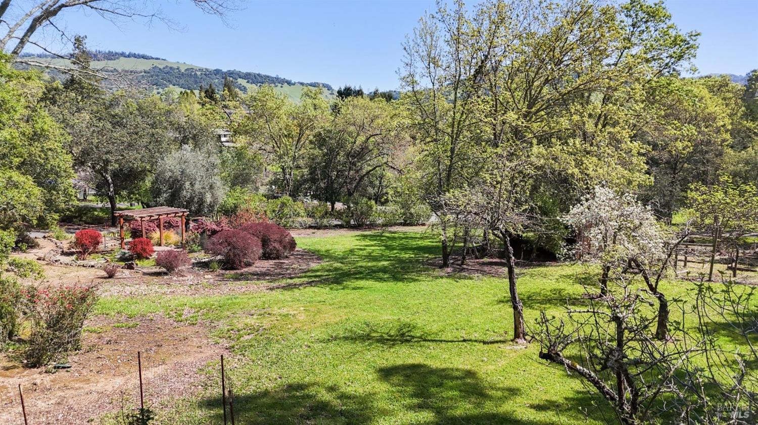Detail Gallery Image 3 of 31 For 3369 Jaylee Dr, Santa Rosa,  CA 95404 - 4 Beds | 2/1 Baths