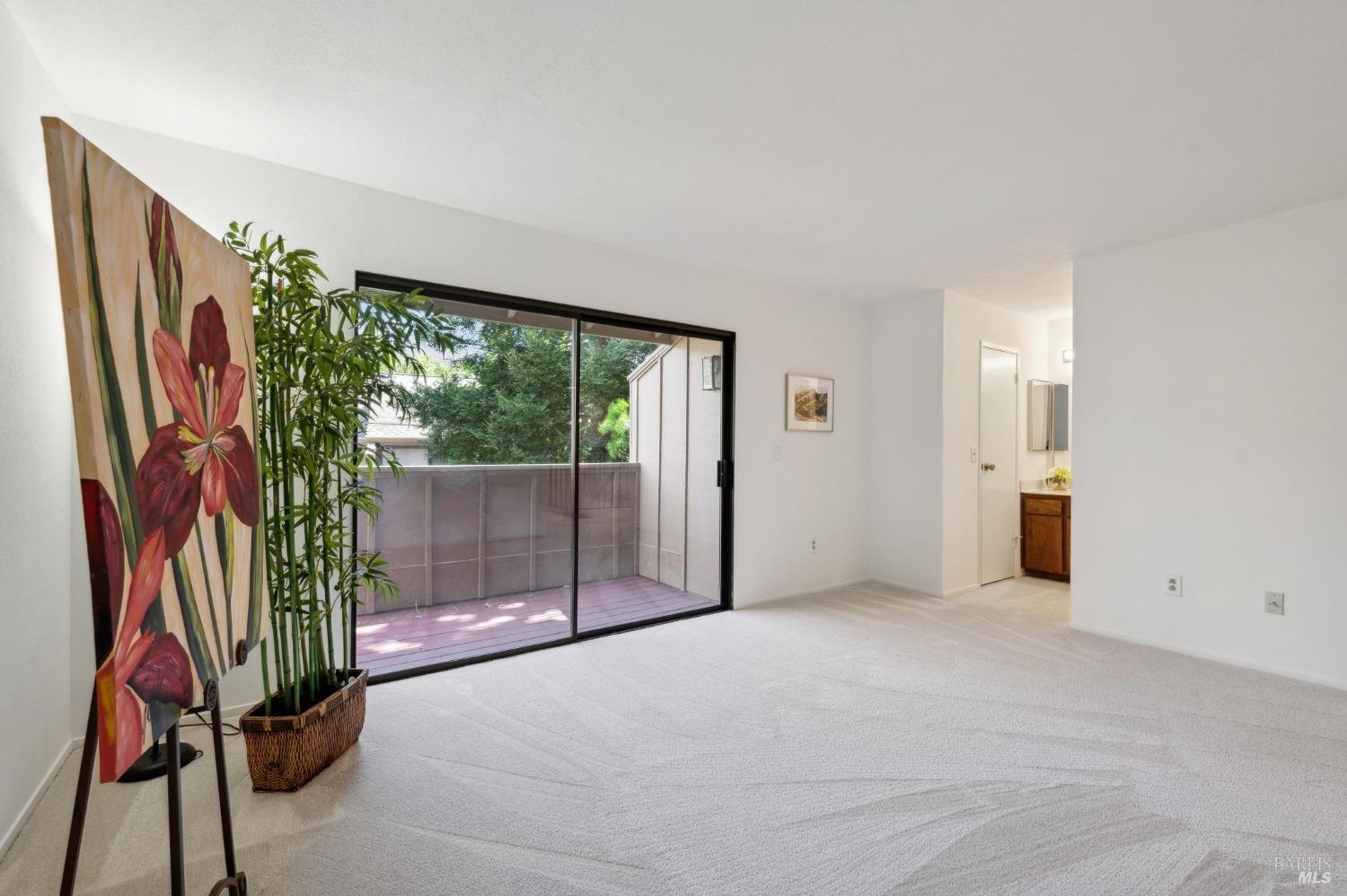 Detail Gallery Image 29 of 51 For 73 Flicker Dr, Novato,  CA 94949 - 3 Beds | 2/1 Baths