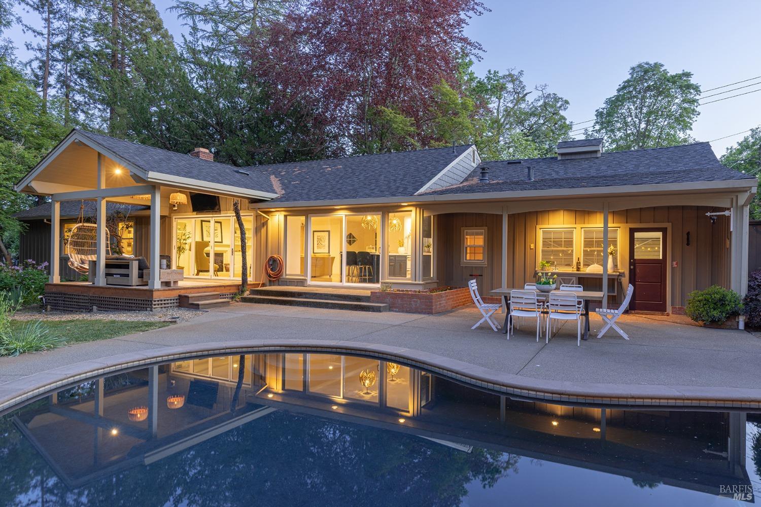 Detail Gallery Image 42 of 78 For 3180 Vichy Ave, Napa,  CA 94558 - 3 Beds | 3 Baths