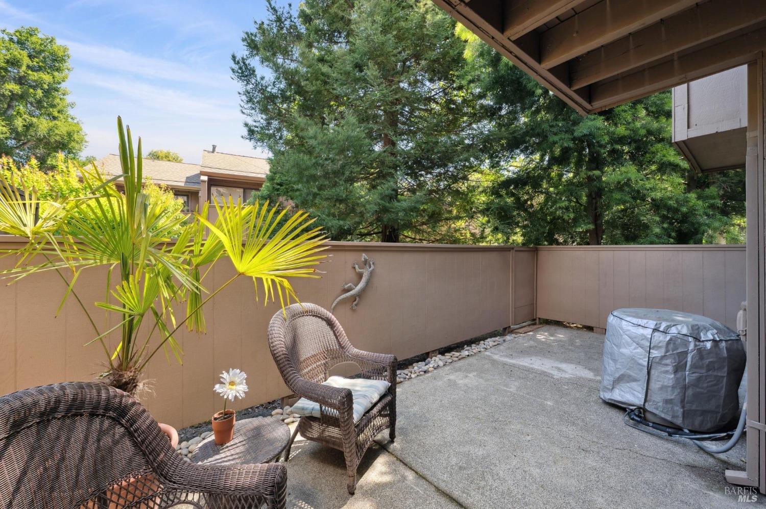 Detail Gallery Image 45 of 51 For 73 Flicker Dr, Novato,  CA 94949 - 3 Beds | 2/1 Baths