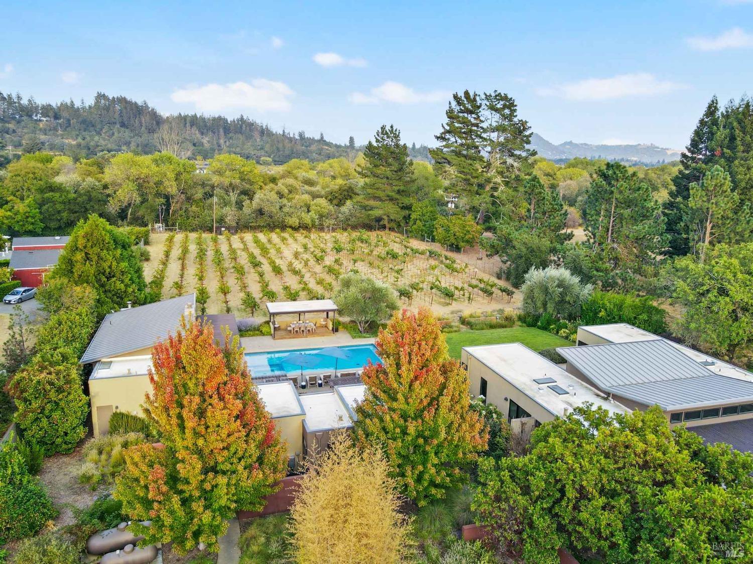 Detail Gallery Image 35 of 35 For 2252 W Dry Creek Rd, Healdsburg,  CA 95448 - 5 Beds | 5 Baths